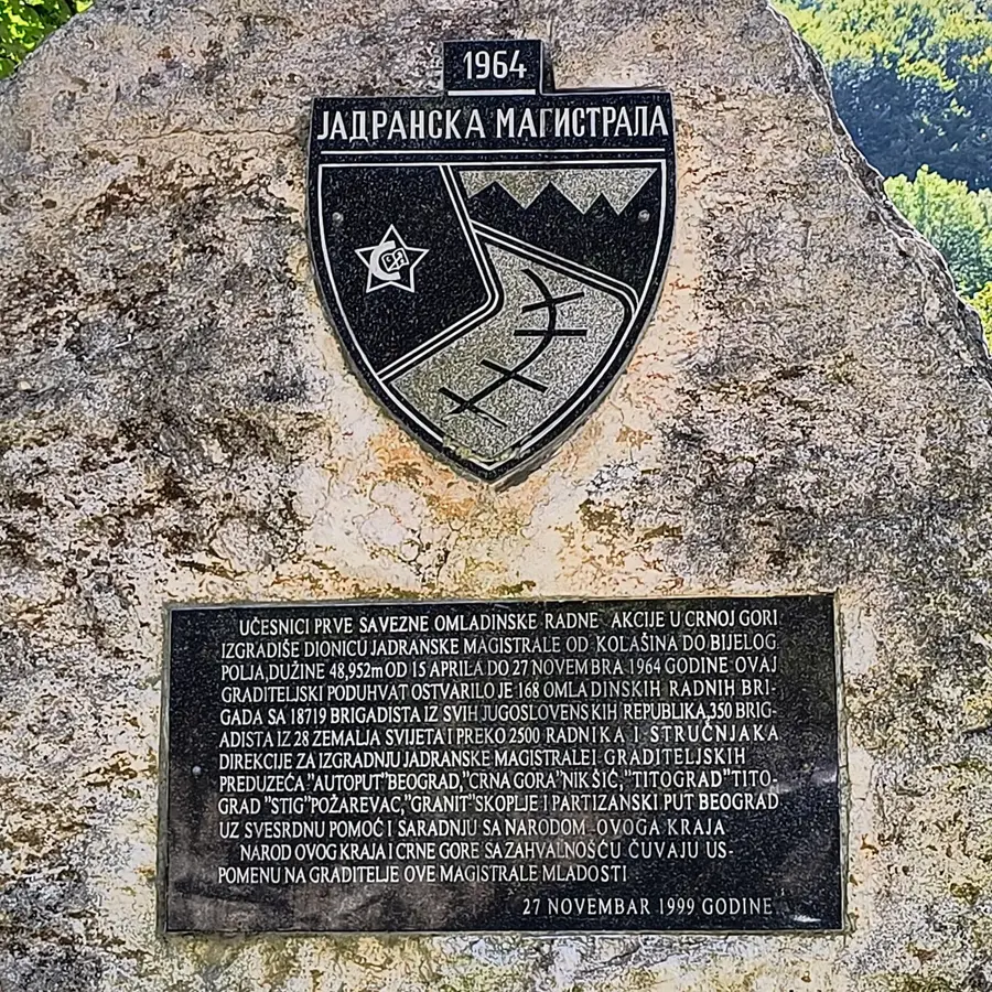 Vlahinja-csúcs — Morača kolostor (Montenegró)