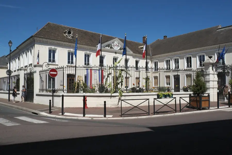 Montereau-Fault-Yonne – city