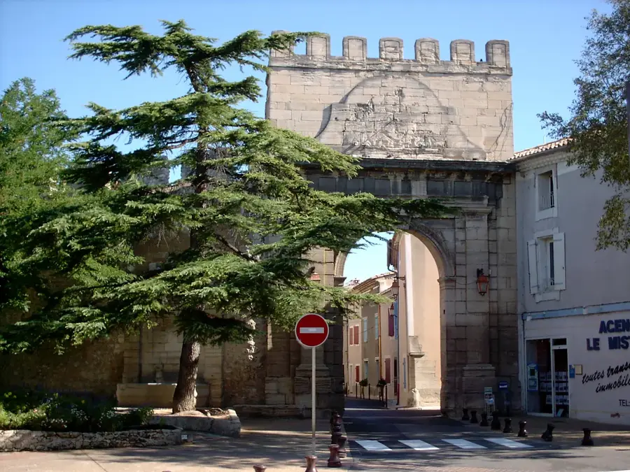 Monteux – city