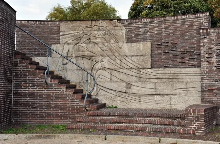 Mut-Denkmal (Usbekistan)