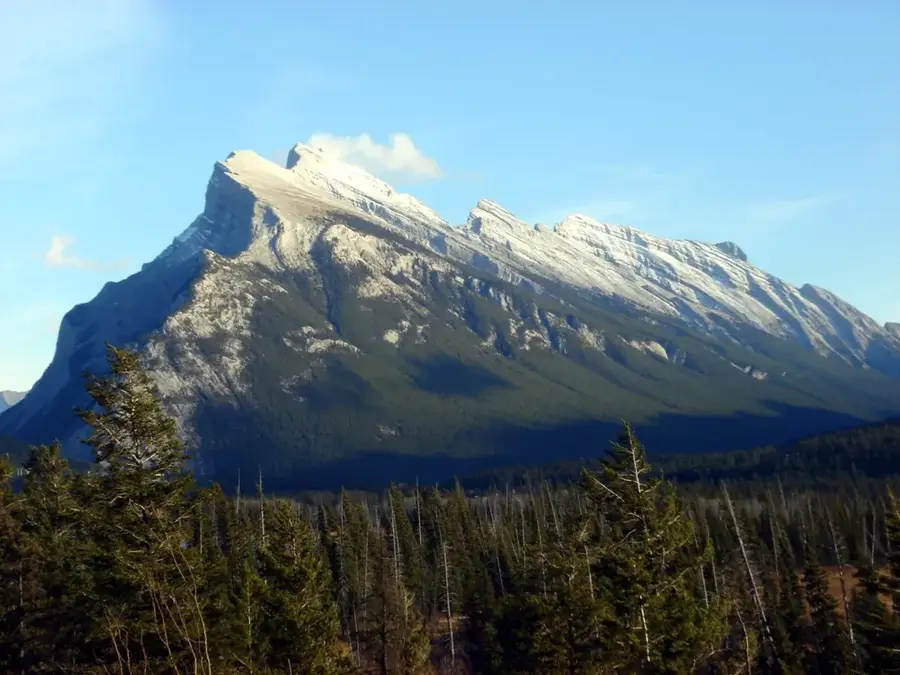 Mount Rundle — Airdrie (Canada)