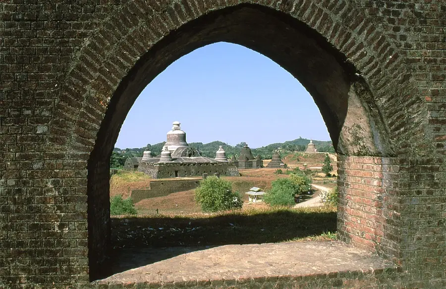 Mrauk U — Thandwe (Myanmar (Burma))