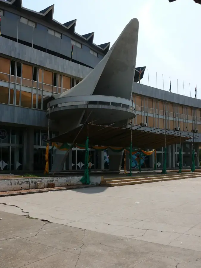 Togói Nemzeti Múzeum — Nemzeti Egység Emlékműve (Togo)