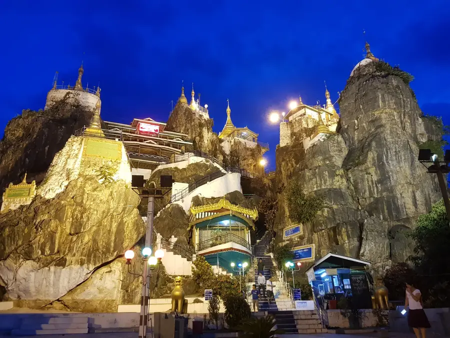 Taung-Kwe-Pagode — Bago (Myanmar)