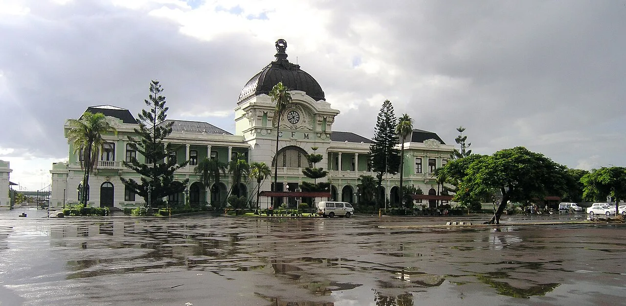 Hafen von Maputo — Zentralmarkt Maputo (Mosambik)