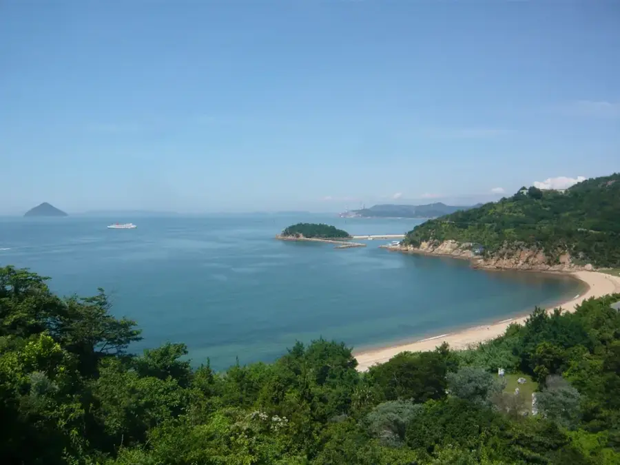 Kunstinsel Naoshima — Iya-Tal (Japan)