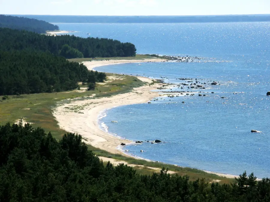Hiiumaa-Insel — Wadi Shab (Oman)
