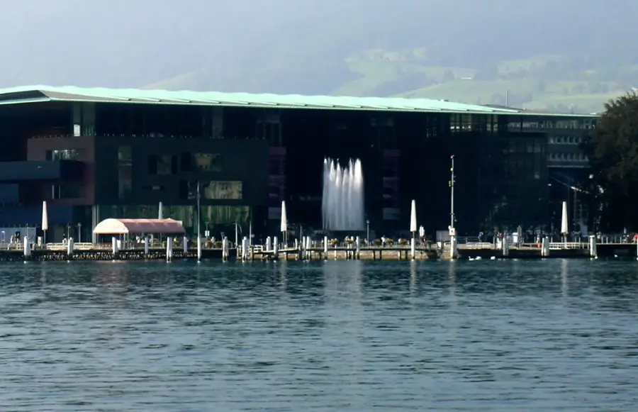 Vierwaldstättersee — Jungfrau (Schweiz)