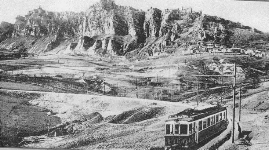 Ausa-Park – Sehenswürdigkeit