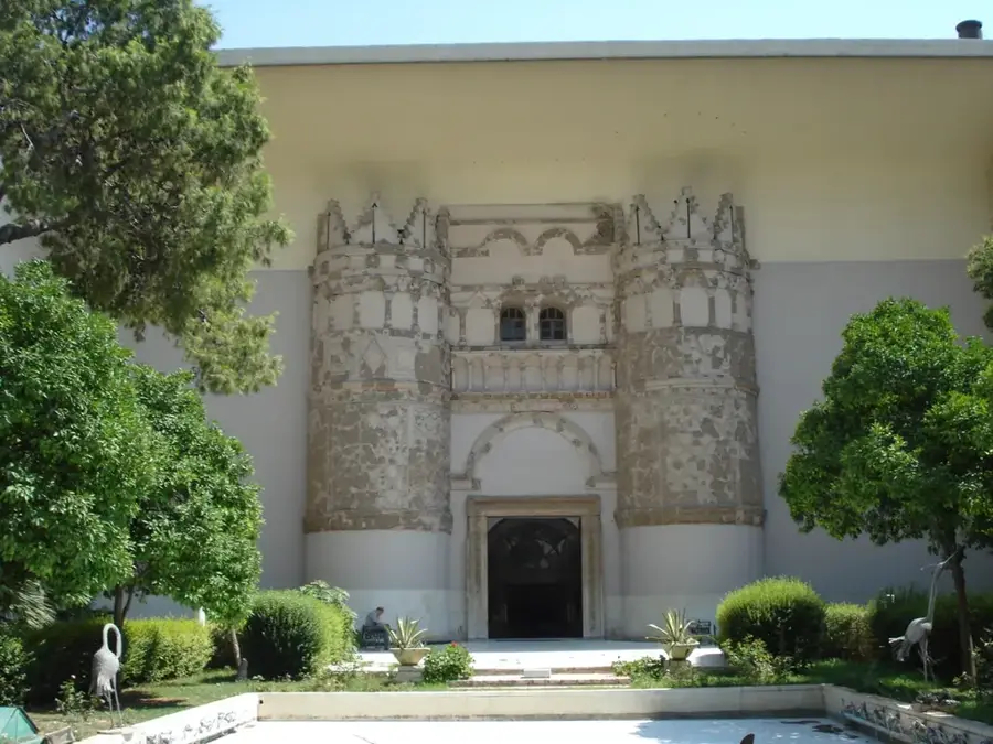 Nationalmuseum Damaskus — Al-Ladscha (Syrien)