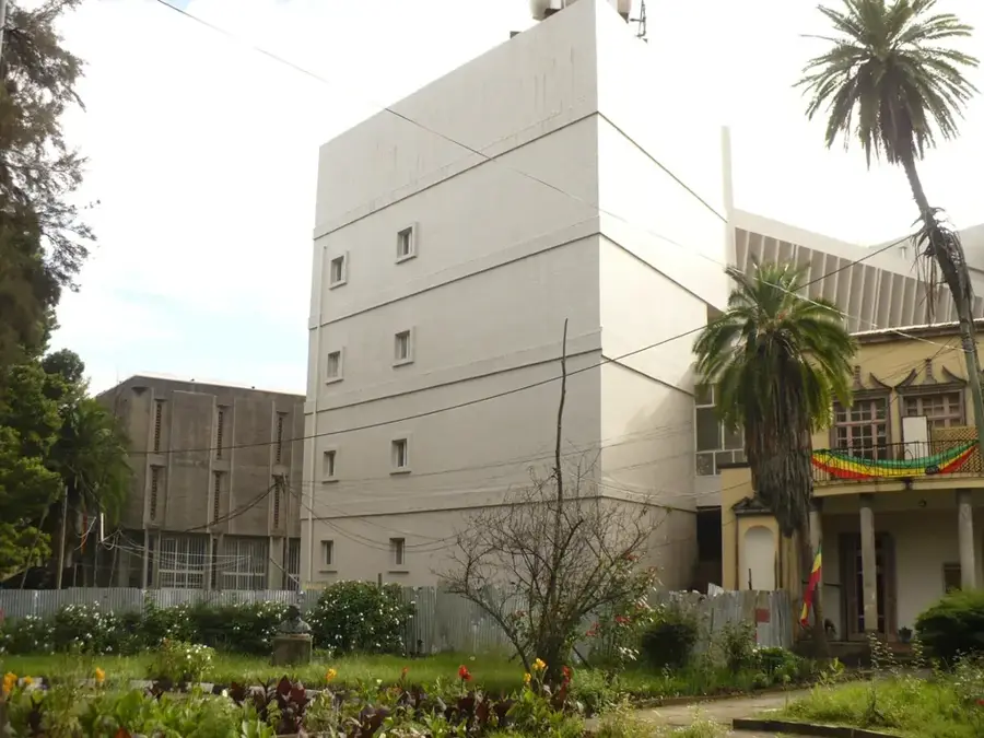 Muzeul Național al Etiopiei — Catedrala Sfântul Gheorghe (Addis Abeba) (Etiopia)