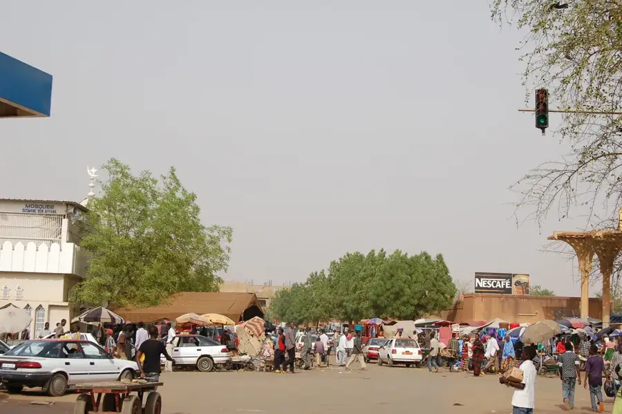 Marele Piață Istorică Niamey — Moscheea Yantala (Niger)