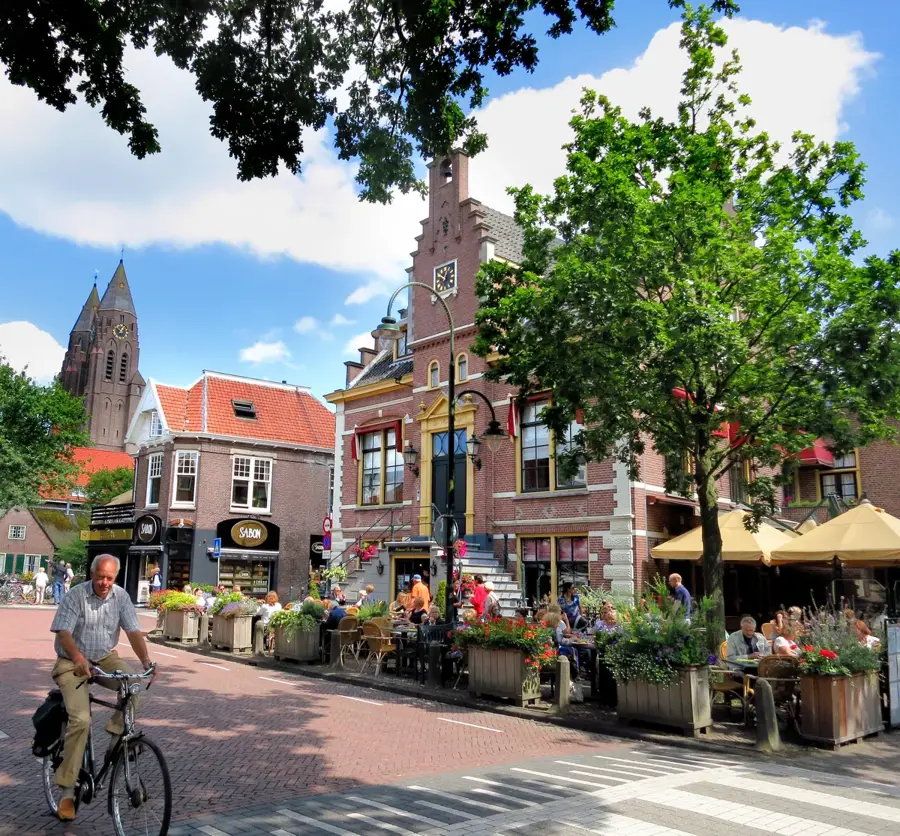 Laren-domb – hegy