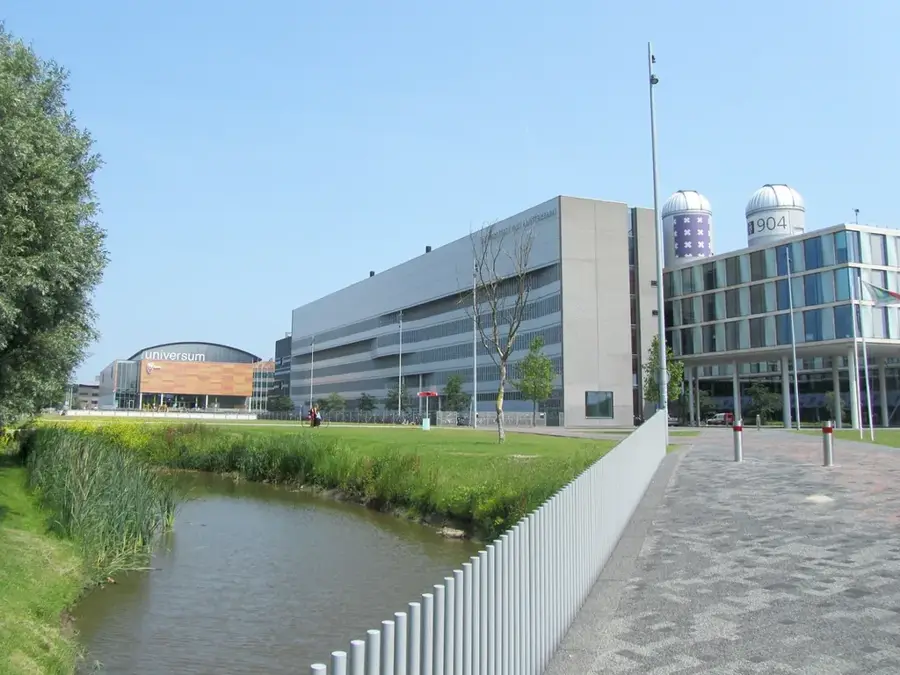 Science Park Amsterdam — Volendam (Olanda)