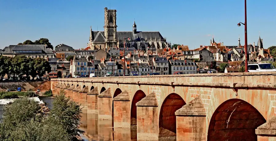 Nevers – city