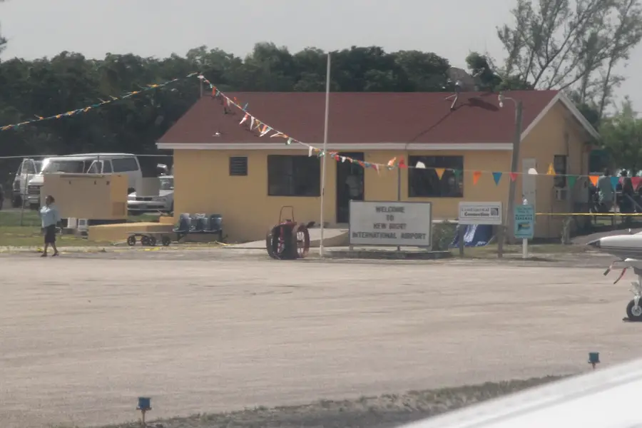 New Bight — Port Nelson (Bahamas)