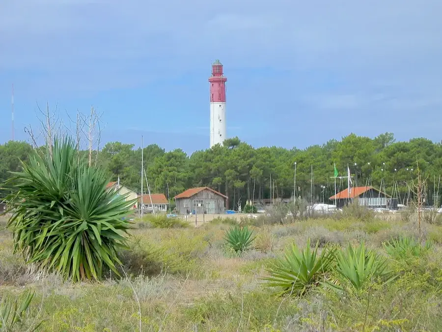 Cap N'Dua Lighthouse