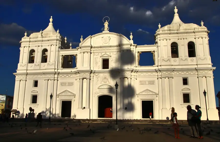 La Recolección Church