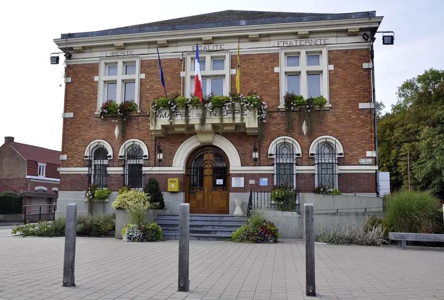 Nieppe – city