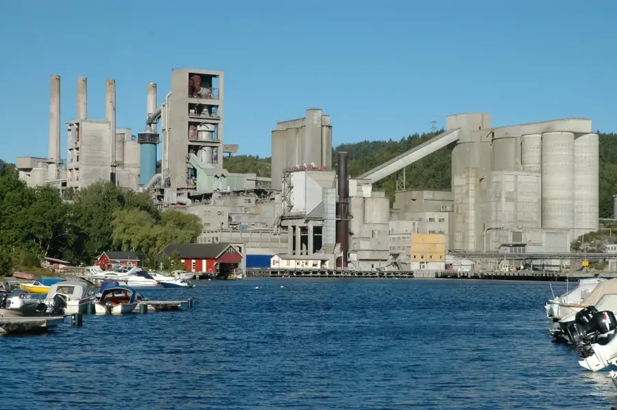 Fabrica de ciment Brevik