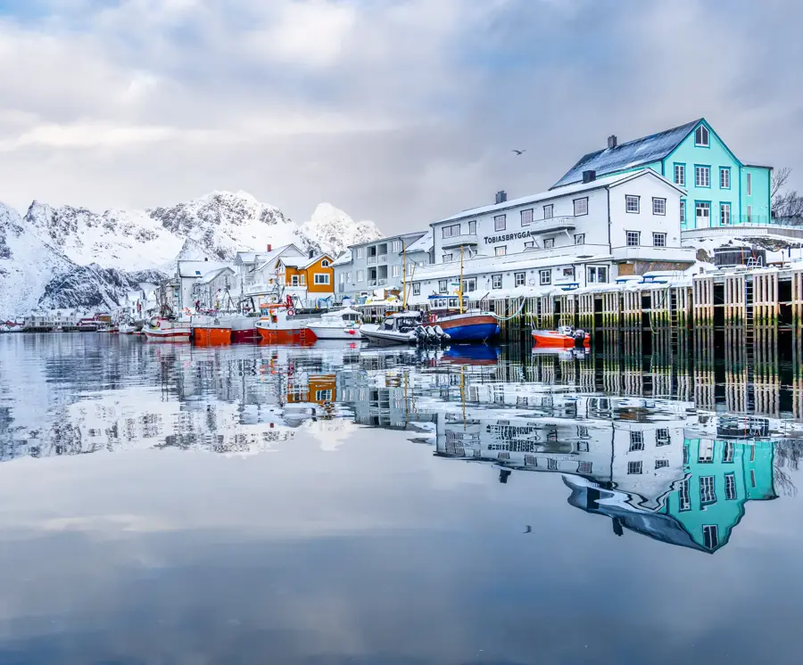 Satul pescăresc Henningsvær