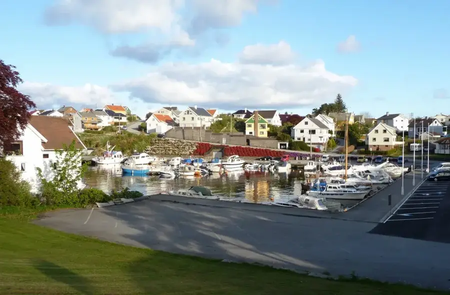 Kopervik — Førde (Norvegia)