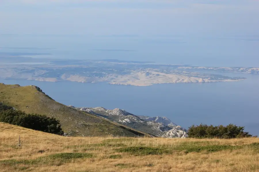 Novalja (Pag) — Dhamar (Jemen)