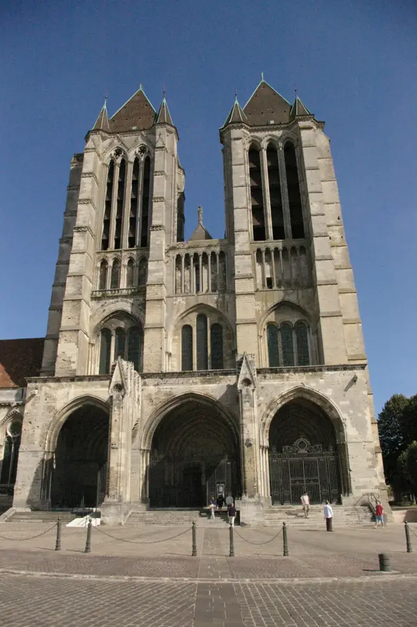 Noyon – city