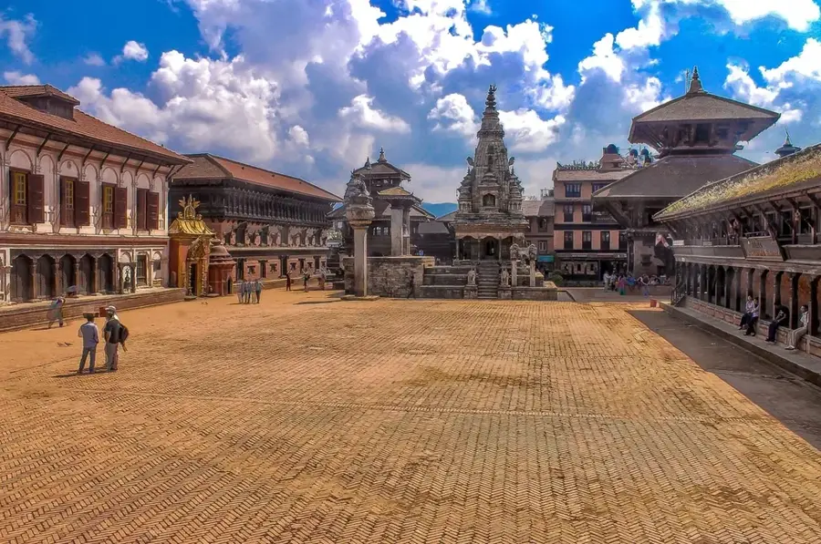 Bhaktapur Durbar Square — Sunkoshi (Nepal)