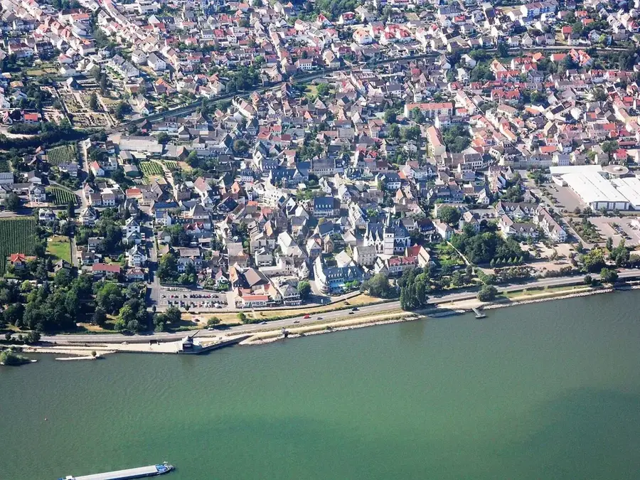 Oestrich-Winkel – Stadt