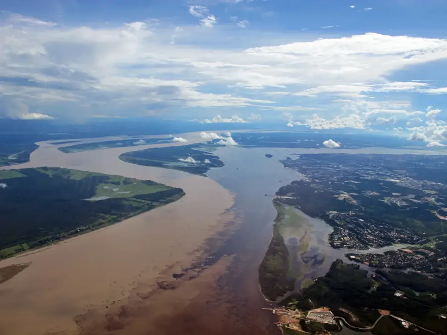 Ogooué-Fluss — Lambaréné (Gabun)