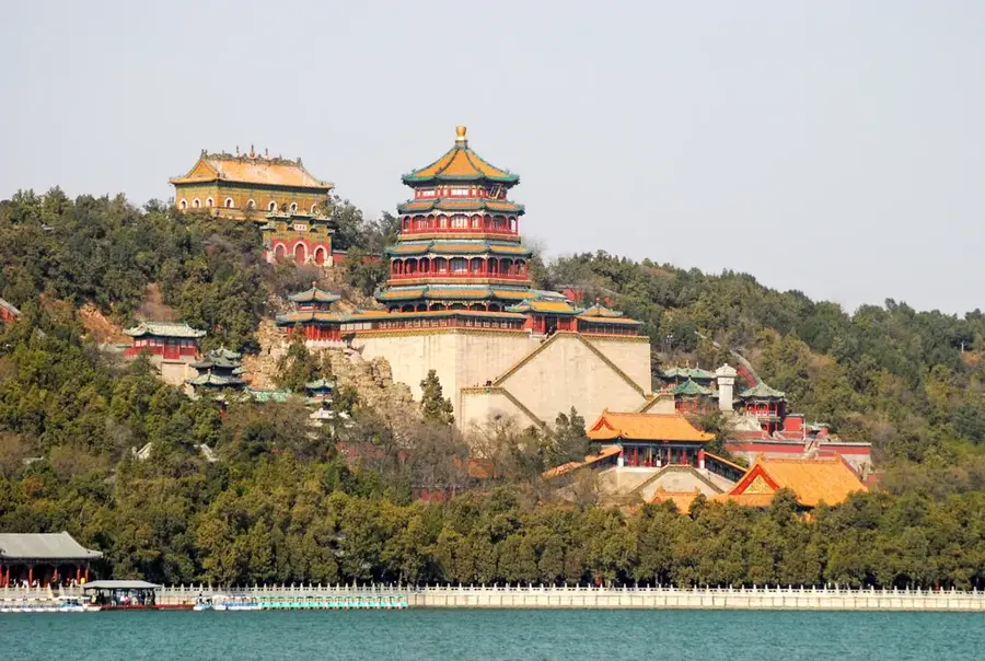 Ruinen des Alten Sommerpalastes — Ming-Gräber (China)