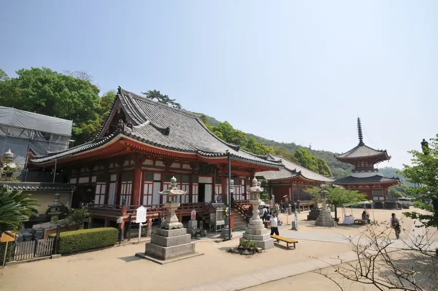 Onomichi-Tempelweg — Iya-Tal (Japan)