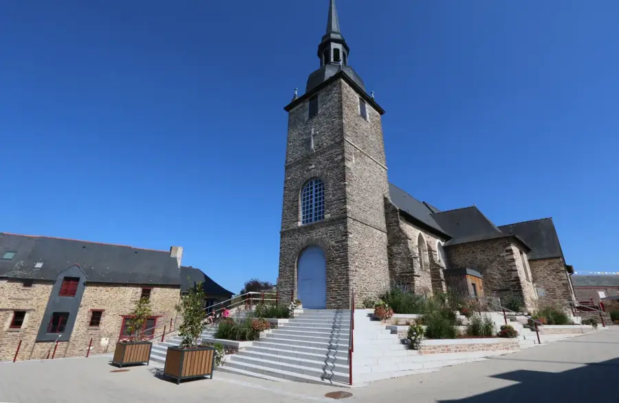 Orgères – city