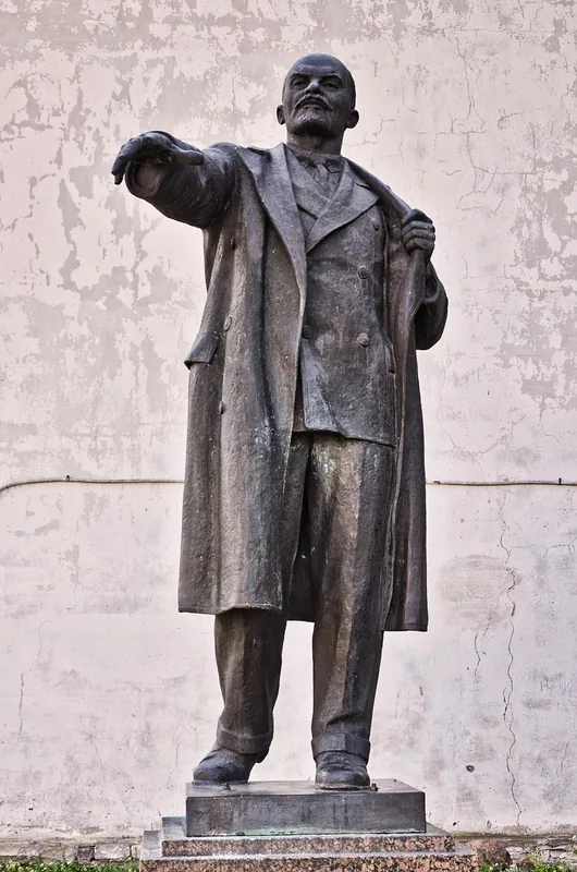 Statuia lui Lenin din Osh — Osh (Kârgâzstan)