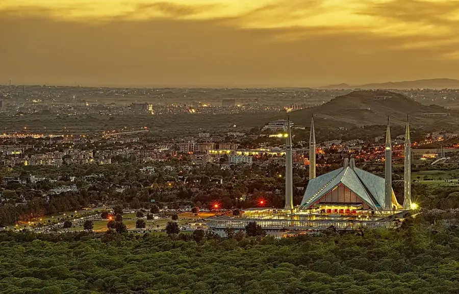 Islamabad — Takht-i-Bahi (Pakistan)