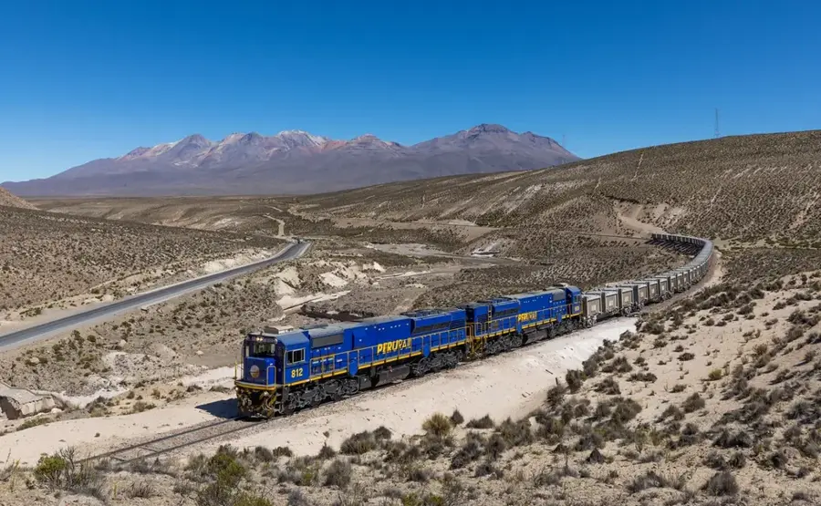 Pampa de La Joya — Crucea Condorului (Peru)