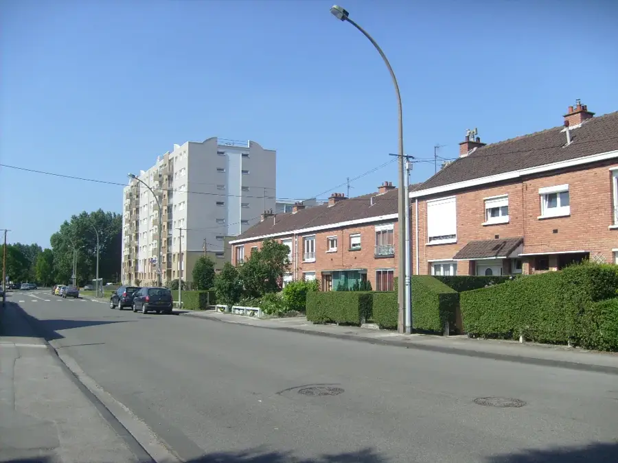 Petite-Synthe – city