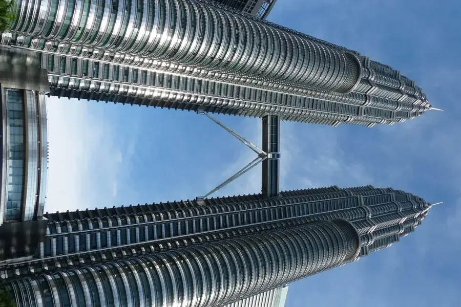 Petronas Twin Towers — Kuala Lumpur (Malaysia)