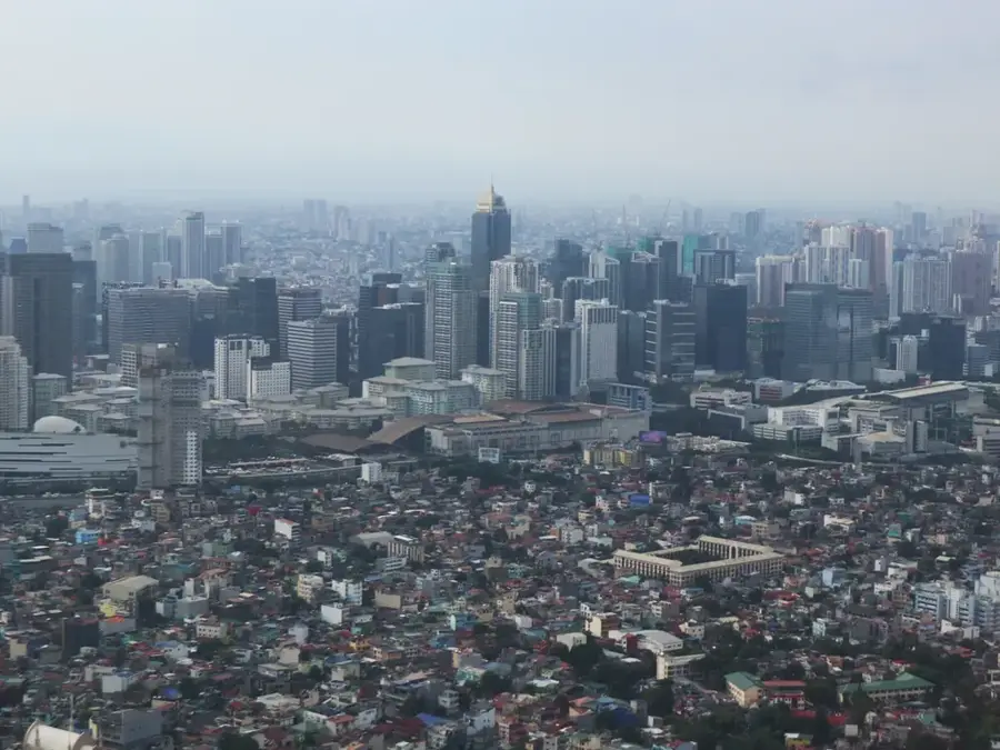 Bonifacio Global City — Manila Ocean Park (Philippines)
