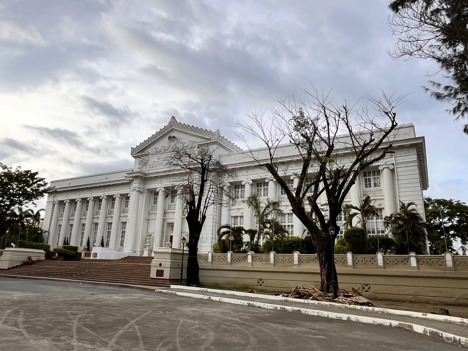 Lingayen — Hacienda Luisita (Philippinen)