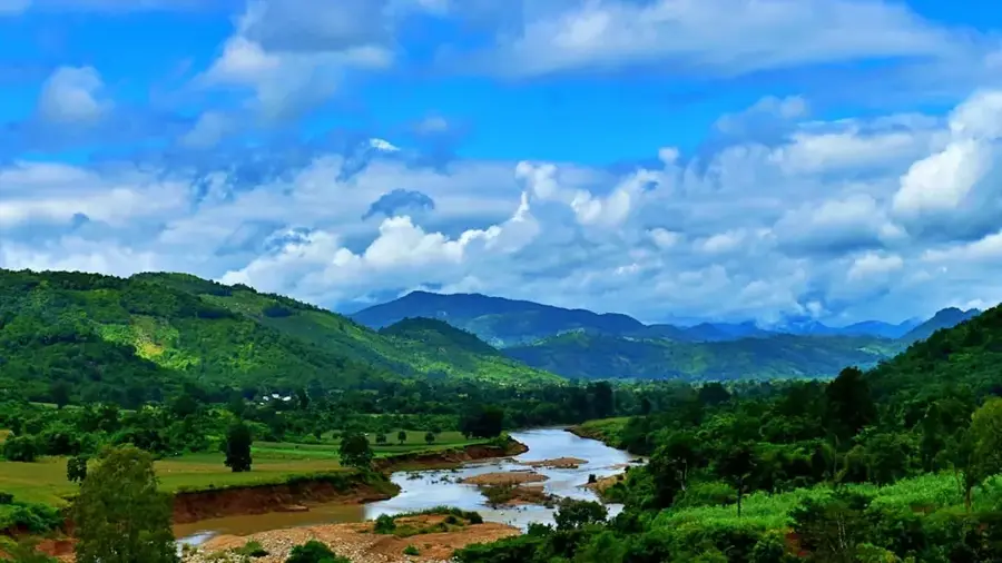 Phou Samsoun — Sakon Nakhon (Thailanda)