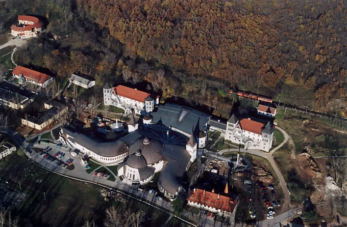 Piliscsaba — Tatabánya (Magyarország)