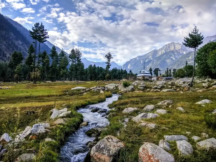 Kumrat-Tal — Takht-i-Bahi (Pakistan)