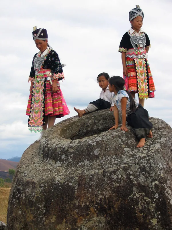 Plain of Jars — Phonsavan (Laos)