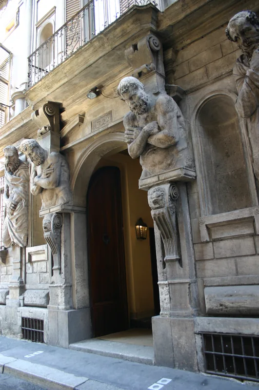 Casa Leoni