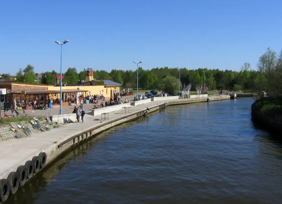 Dźwirzyno (Lengyelország)