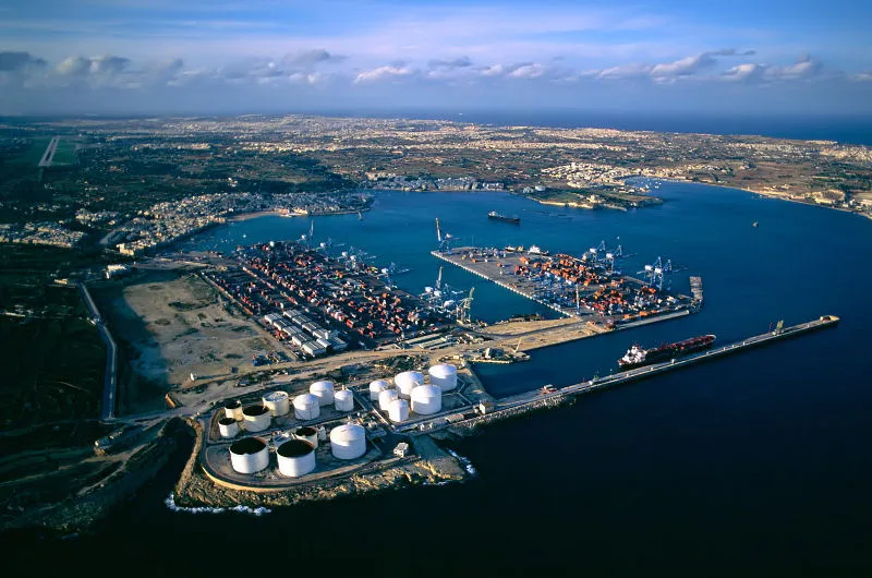 Malta Freeport (Birzebbuga) — Hal Far Industriegebiet (Malta)