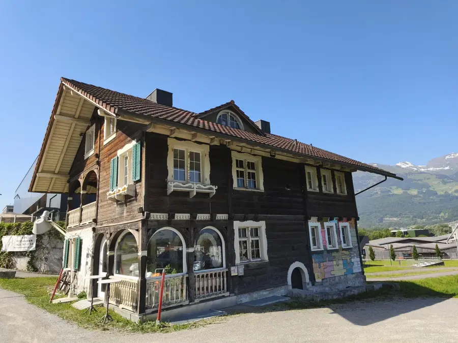 Schaan Buszpályaudvar 1 — Nendeln (Liechtenstein)