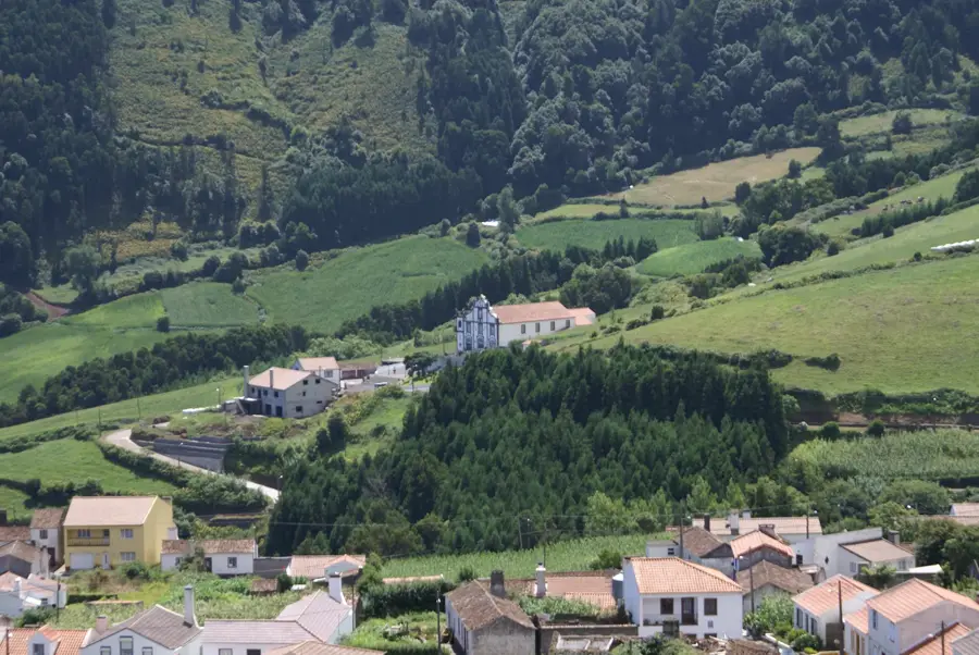 Água Retorta — Lagoa das Furnas (Portugal)